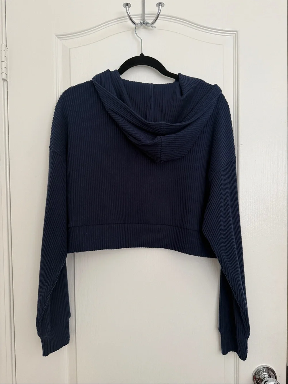 ALO Yoga Muse Hoodie and Sweatpant in Navy Small